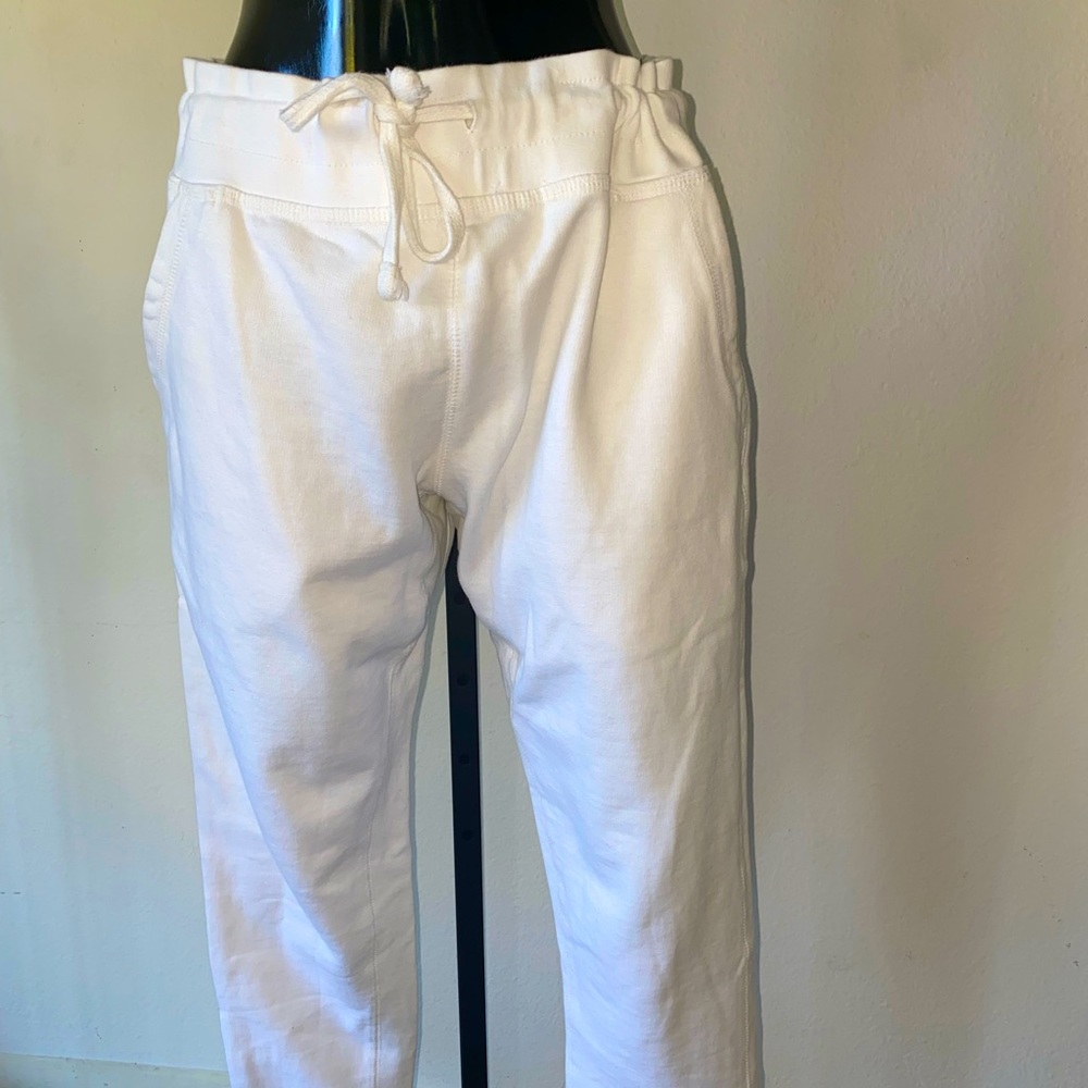 ALL WHITE SWEAT PANTS